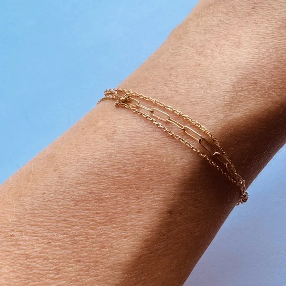 Catbird x The Met Spun Gold Bracelet 14k yellow gold - Picture 9 of 10